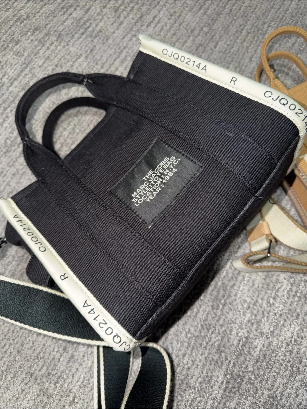 Marc Jacobs Totes set - Picture 4 of 7